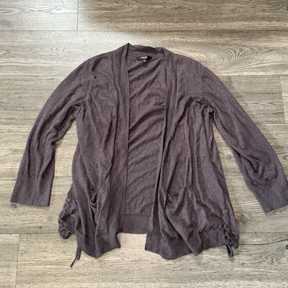 Vera Wang Sweaters - Vera Wang Women’s Cardigan Burgandy With Pockets Size XXL